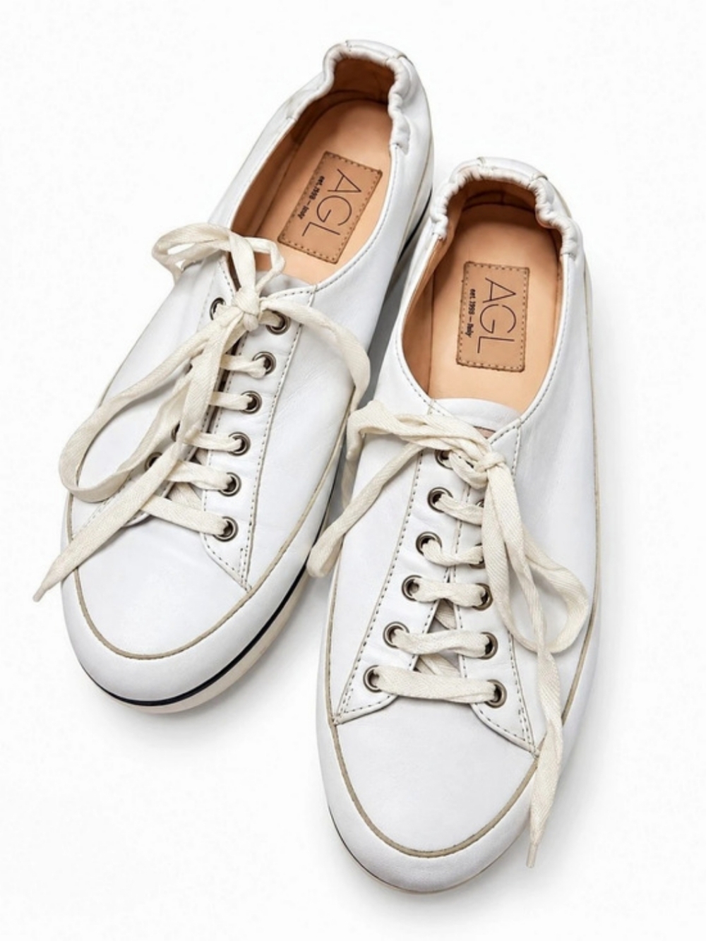 AGL Size 7 White Platform Sneaker